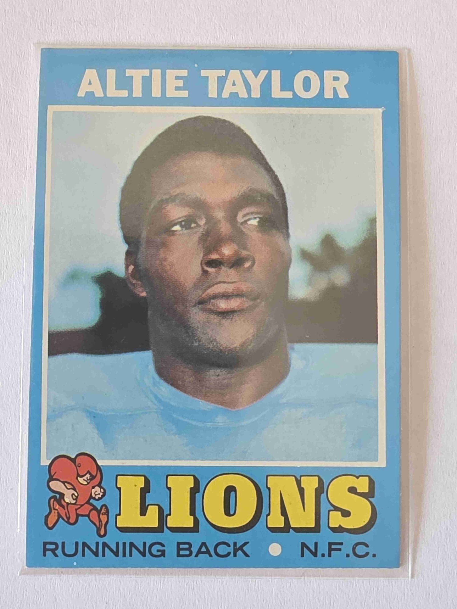 Altie Taylor front thumbnail